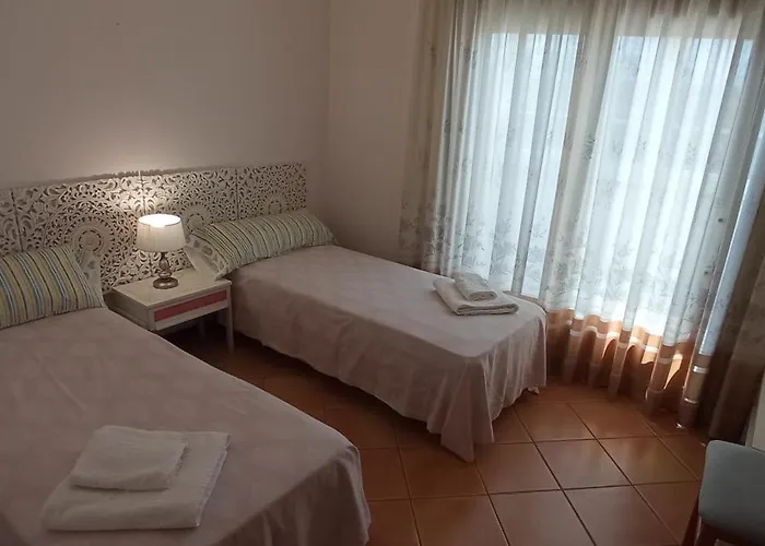 Casa Independiente Grandes Grupos Y Familias 別荘 *