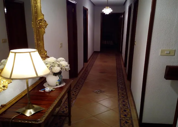 Casa Independiente Grandes Grupos Y Familias Valeixe