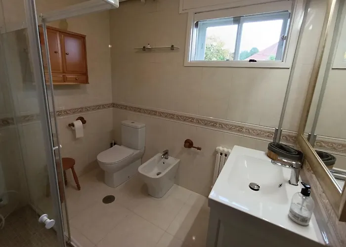 Casa Independiente Grandes Grupos Y Familias 別荘 *